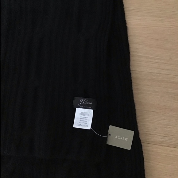 NEW J. Crew cashmere black scarf - Picture 5 of 6